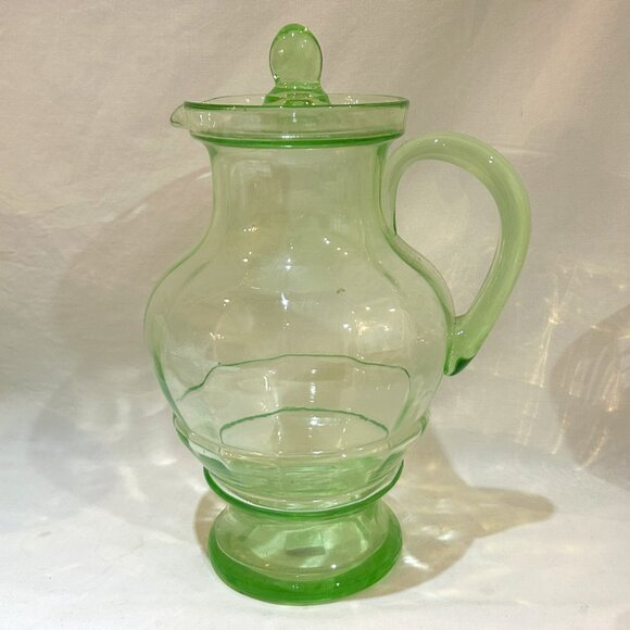 VTG Anchor Hocking Uranium Glass UV Glows Large Lidded Pitcher Optic Ribbed 11"
